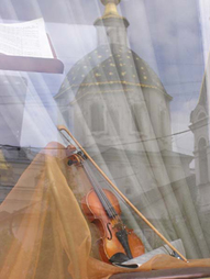 музыка, "прекрасная до боли", "вдалеке от мира и людей"